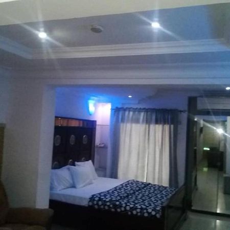 Theodawn Hotels @ Suite 29 Ikeja Exterior foto