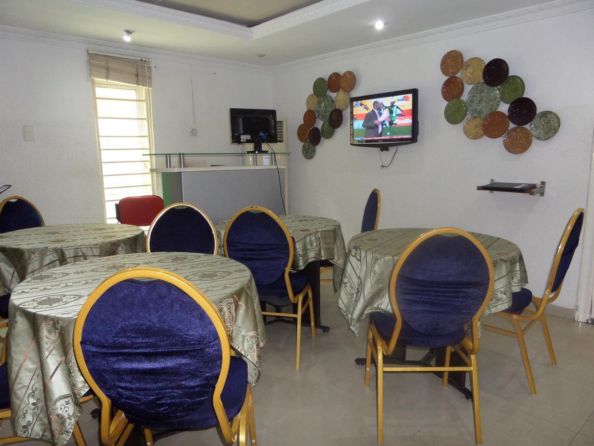 Theodawn Hotels @ Suite 29 Ikeja Exterior foto