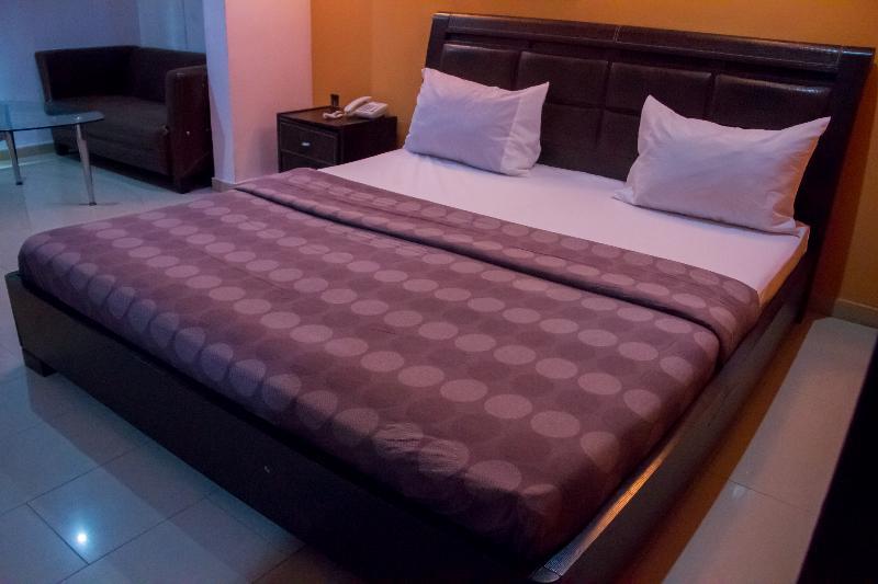 Theodawn Hotels @ Suite 29 Ikeja Exterior foto